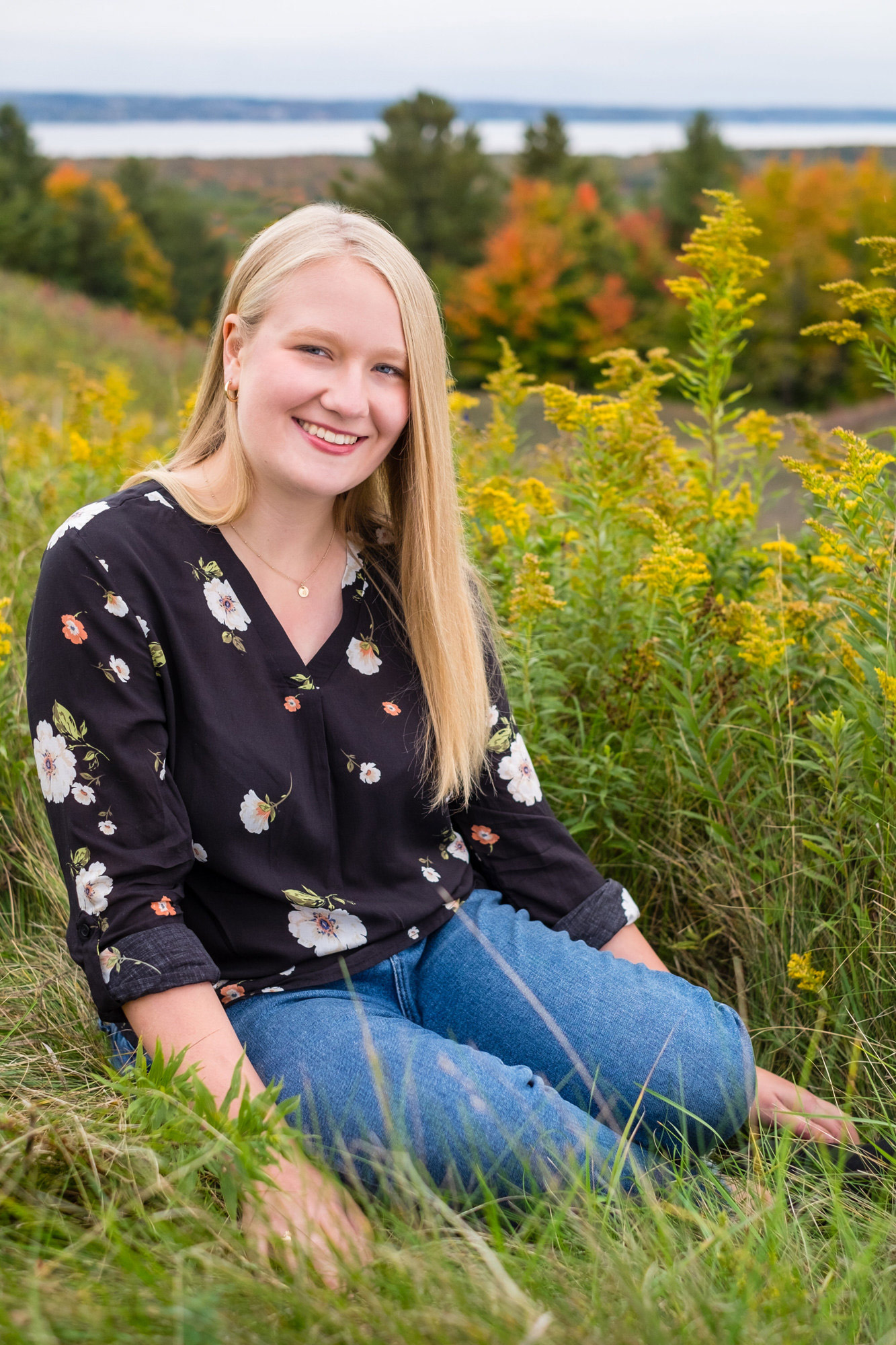 Northern-Michigan-senior-photographer senior portrait